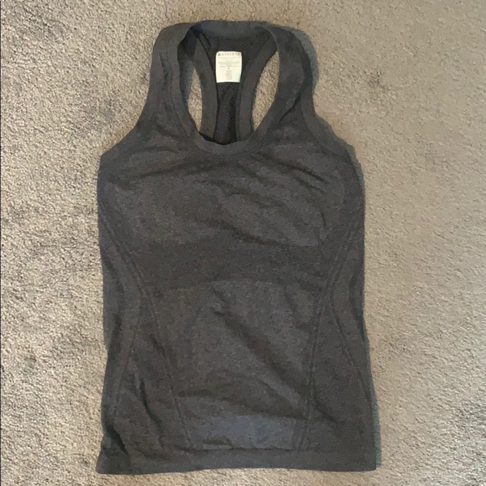 Athleta Momentum Tank